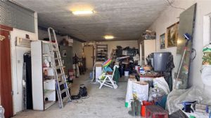VALGERA-CASA SEMINDIPENDENTE CON TERRENO