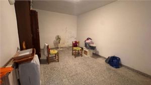 VALGERA-CASA SEMINDIPENDENTE CON TERRENO