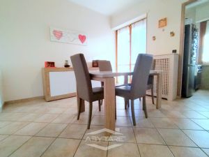 TRILOCALE RISTRUTTURATO CON SOFFITTA E CANTINA