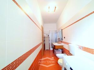 TRILOCALE RISTRUTTURATO CON SOFFITTA E CANTINA