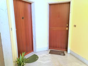 TRILOCALE RISTRUTTURATO CON SOFFITTA E CANTINA