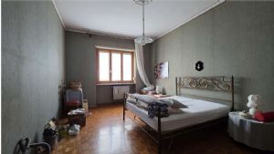 NORD SIGNORILE 6 LOCALI CON POSSIBILITA' BOX