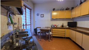 NORD SIGNORILE 6 LOCALI CON POSSIBILITA' BOX