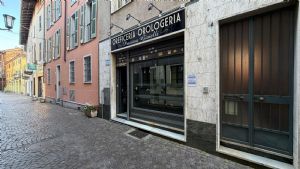 Locale commerciale in affitto