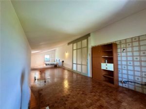 VILLA  PANORAMICA  CON VISTA SULLE COLLINE DEL MONFERRATO
