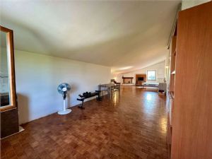 VILLA  PANORAMICA  CON VISTA SULLE COLLINE DEL MONFERRATO