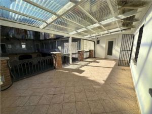 Affascinante alloggio d’epoca con terrazzo privato e possibilità di seconda unità indipendente
