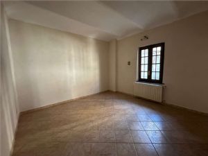 Affascinante alloggio d’epoca con terrazzo privato e possibilità di seconda unità indipendente