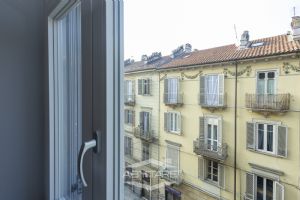 4 locali ristrutturato a nuovo! ad. Piazza Vittorio