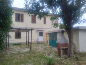 Porzione di Villa Bifamigliare