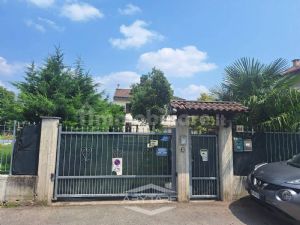 Porzione di Villa Bifamigliare