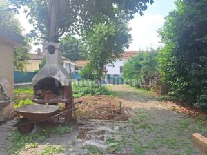 Porzione di Villa Bifamigliare