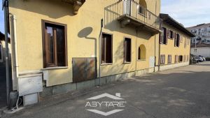 Appartamento con spazio esterno