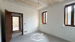 Appartamento con spazio esterno