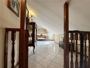 Villa con Piscina  – Un’Occasione Unica nel Suo Genere