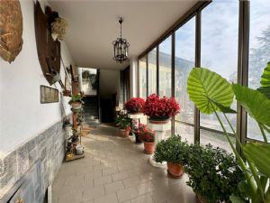 Villa con Piscina  – Un’Occasione Unica nel Suo Genere