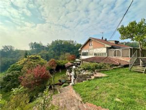 Villa con Piscina  – Un’Occasione Unica nel Suo Genere