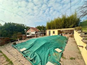 Villa con Piscina  – Un’Occasione Unica nel Suo Genere
