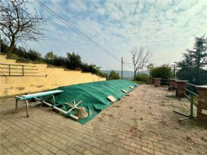 Villa con Piscina  – Un’Occasione Unica nel Suo Genere