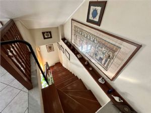 Villa con Piscina  – Un’Occasione Unica nel Suo Genere