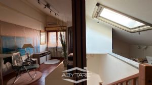 Appartamento bilivello con box auto