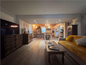 Villa indipendente completamente riqualificata – Classe A1 – Ex proprietà De Sica
