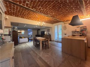Villa indipendente completamente riqualificata – Classe A1 – Ex proprietà De Sica