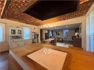 Villa indipendente completamente riqualificata – Classe A1 – Ex proprietà De Sica