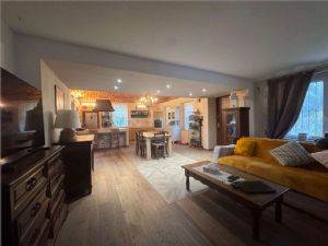 Villa indipendente completamente riqualificata – Classe A1 – Ex proprietà De Sica