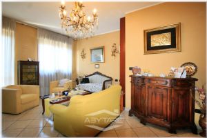Appartamento panoramico su due livelli con terrazzi Torino Via Rignon 10