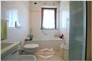 Appartamento panoramico su due livelli con terrazzi Torino Via Rignon 10