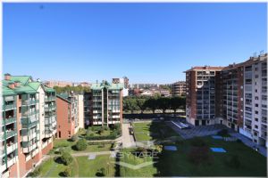 Appartamento panoramico su due livelli con terrazzi Torino Via Rignon 10