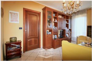 Appartamento panoramico su due livelli con terrazzi Torino Via Rignon 10