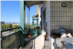 Appartamento panoramico su due livelli con terrazzi Torino Via Rignon 10