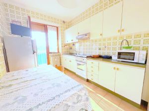 ATTICO DI 120 MQ CON TERRAZZO DI 50 MQ E BOX AUTO ESCLUSO DAL PREZZO