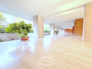 ATTICO DI 120 MQ CON TERRAZZO DI 50 MQ E BOX AUTO ESCLUSO DAL PREZZO