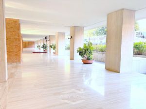 ATTICO DI 120 MQ CON TERRAZZO DI 50 MQ E BOX AUTO ESCLUSO DAL PREZZO