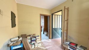 Casa semindipendente con giardino