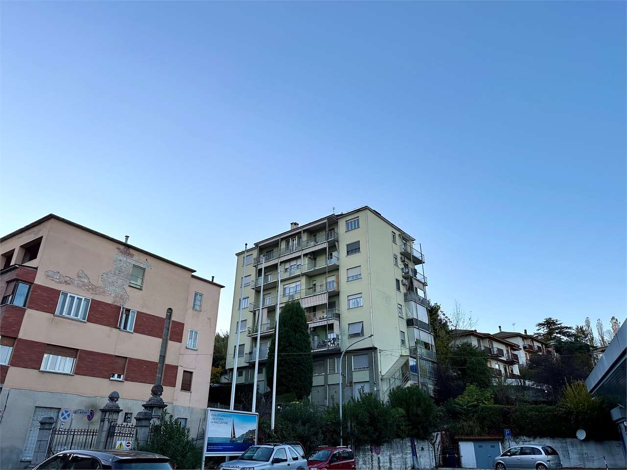 Panoramico alloggio all’ultimo piano con vista a 360° sulla città