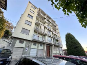 Panoramico alloggio all’ultimo piano con vista a 360° sulla città