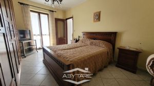 Casa semindipendente con giardino