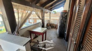 Casa semindipendente con giardino