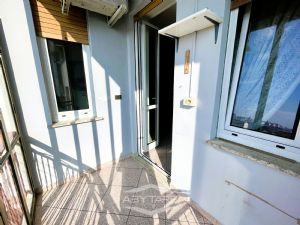 3 locali con box auto affittasi Moncalieri Via Turati 4