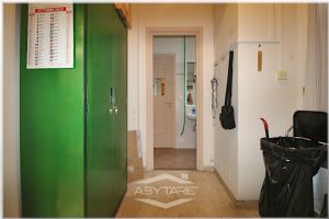 Negozio storico in affitto – Piazza Guala, Torino Sud