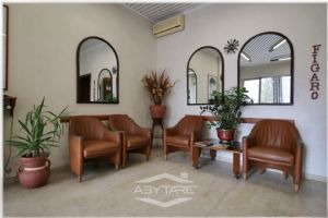 Negozio storico in affitto – Piazza Guala, Torino Sud