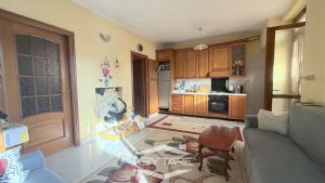 Appartamento trilocale in bifamiliare