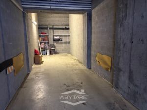 BOX AUTO DOPPIO IN RECENTE COSTRUZIONE