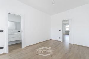 APPARTAMENTO DI 100 MQ CON DOPPI SERVIZI TOTALMENTE RISTRUTTURATO E MAI ABITATO