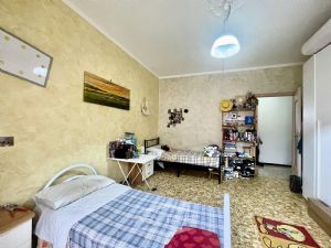 3 locali vendita Moncalieri Via Zara 12