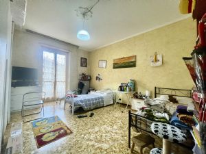 3 locali vendita Moncalieri Via Zara 12